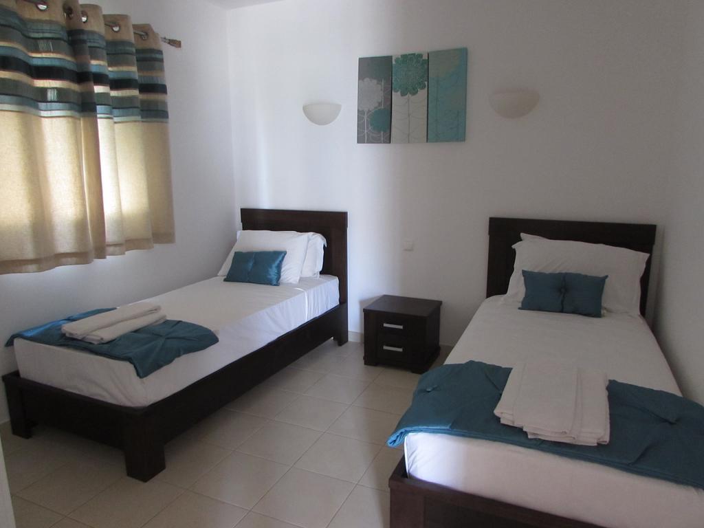 Tortuga Beach Village Private Apartments And Villas For Rent Санта Мария Екстериор снимка