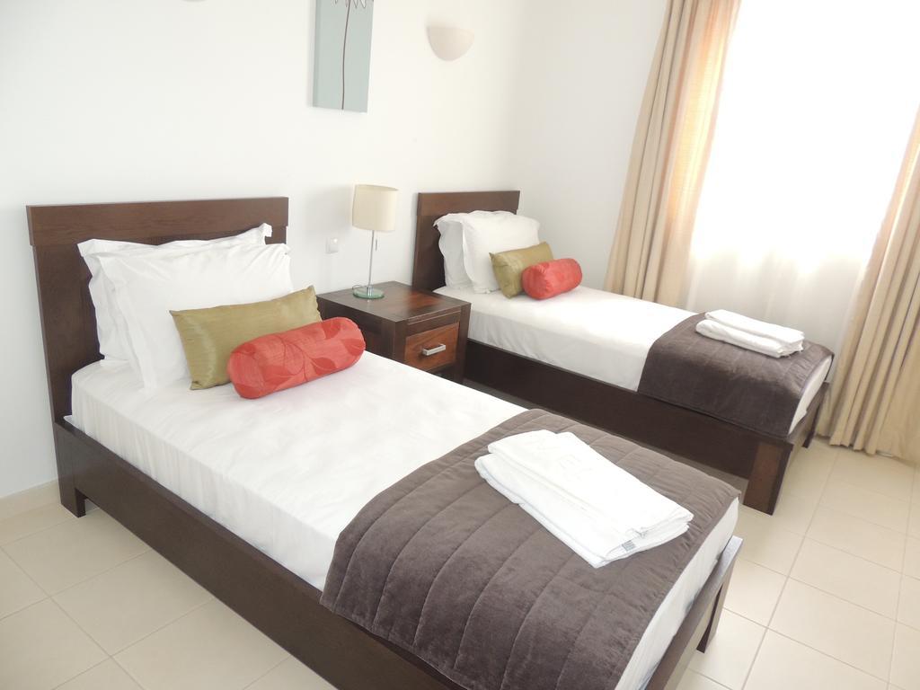 Tortuga Beach Village Private Apartments And Villas For Rent Санта Мария Екстериор снимка