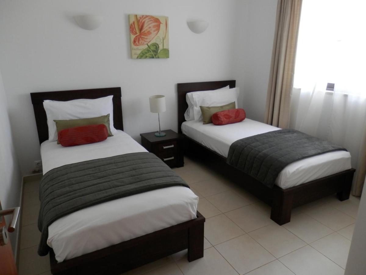 Tortuga Beach Village Private Apartments And Villas For Rent Санта Мария Екстериор снимка